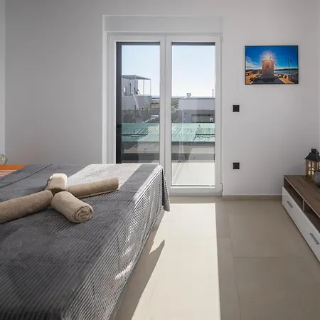 4 Bedroom In Holiday home *