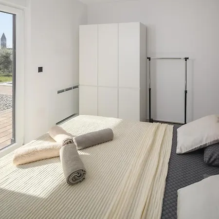 Holiday home 4 Bedroom In *