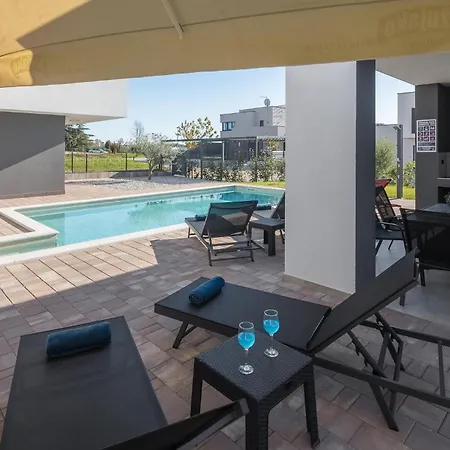 4 Bedroom In Prázdninový dům