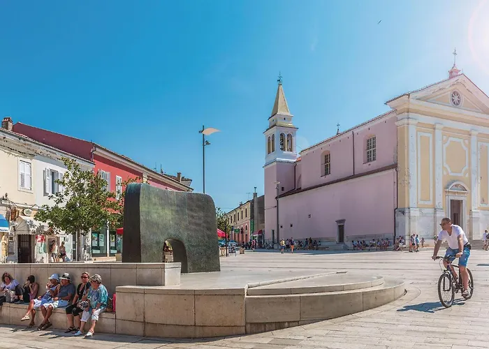 Σπίτι διακοπών 4 Bedroom In *