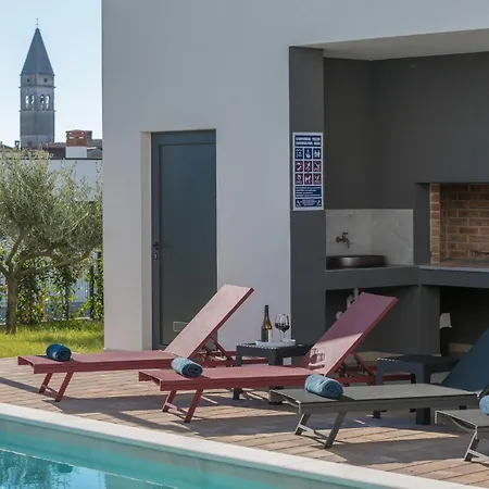 4 Bedroom In 別荘 Kaštelir